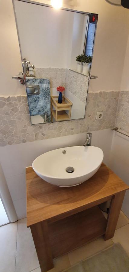 Apartments Ruzic Njivice Szoba fotó